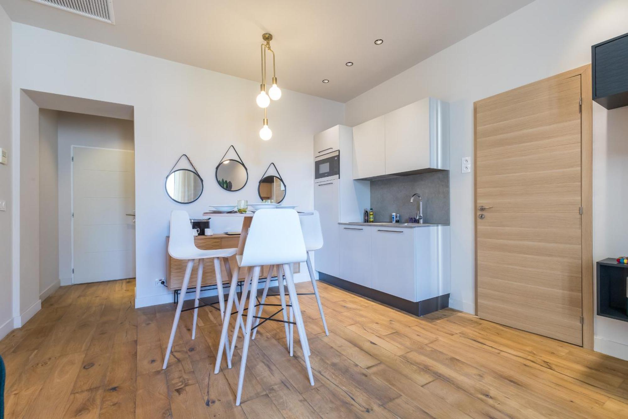Refined & Cozy 1 Bedroom Downtown نيس المظهر الخارجي الصورة